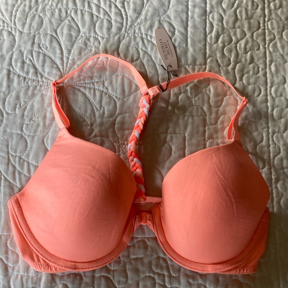 34B Victoria’s Secret bra NWT